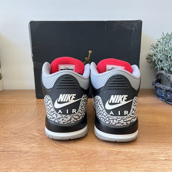 NIKE AIR JORDAN III 3 RETRO OG BG BLACK FIRE RED CEMENT GREY Size 6Y \'854261-001